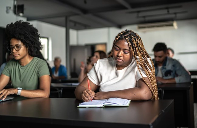 standardized-testing-featured-web-810x422-copy.webp