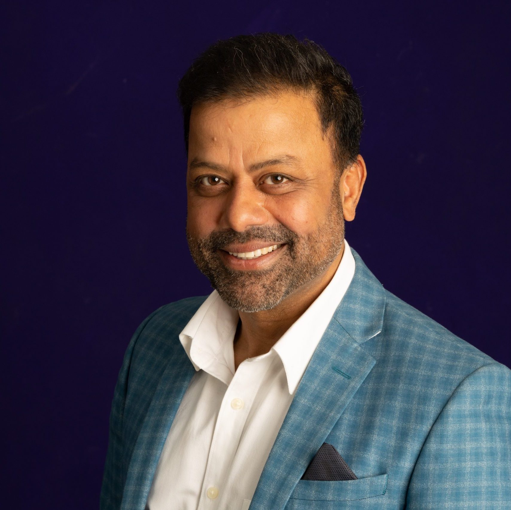505d232d-cropped-86e5d033-vijay-verma_image-2-scaled-1.jpg